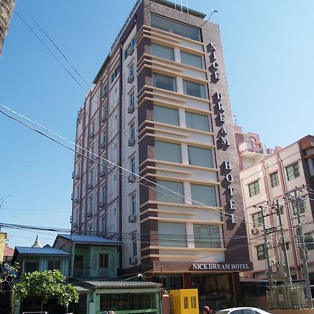Nice Dream Hotel 만달레이 외부 사진